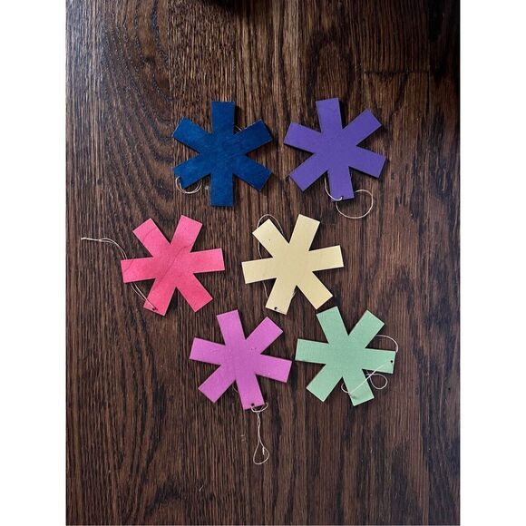 NEW ROOST Set of 6 Multicolor Laser Cut Wood Ornaments - Picture 2 of 2